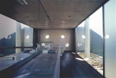 Armaturen im Waschraum (Obergeschoss)